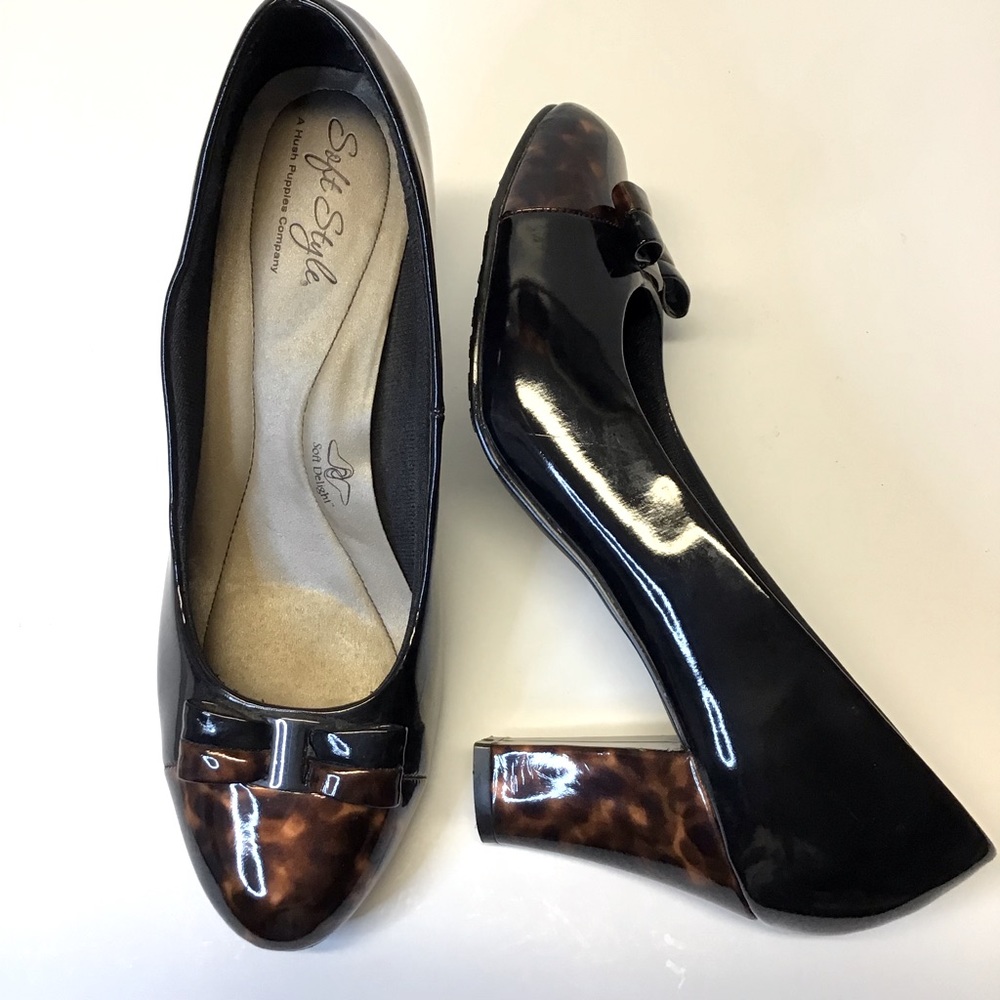 Soft Style by Hush Puppies Black & Brown Pumps 8.5
